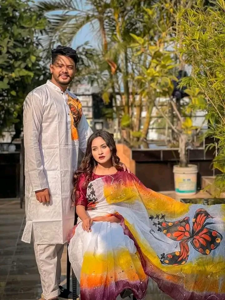 হ্যান্ডপেইন্টেড হাফসিল্ক শাড়ি এবং ধুপিয়ান কটন পাঞ্জাবি